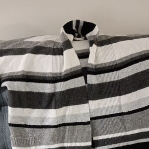 Time and Tru Women's Black, Gray & White Striped Open Cardigan